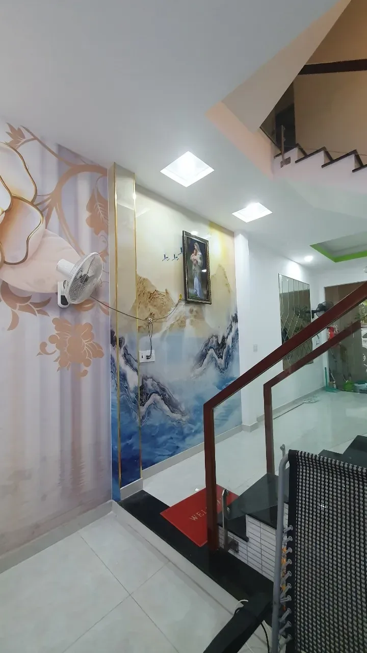 Công trình thi công tranh PVC vân đá tráng gương thực tế tại Đông Nam Bộ — Xưởng Tân Thành mẫu 37 Công trình thi công tranh PVC vân đá tráng gương thực tế tại Đông Nam Bộ — Xưởng Tân Thành mẫu 37
