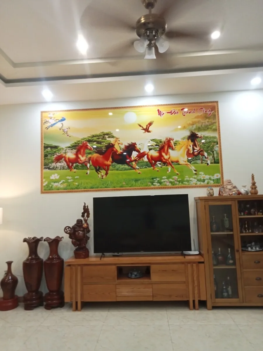 Tranh tráng gương mã đáo thành công 8 ngựa phi nước đại trên đồng cỏ treo tường phòng khác Tranh tráng gương mã đáo thành công 8 ngựa phi nước đại trên đồng cỏ treo tường phòng khách